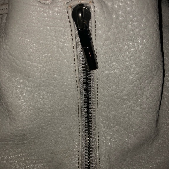 Authentic Elizabeth and James mini bucket bag - Picture 8 of 8